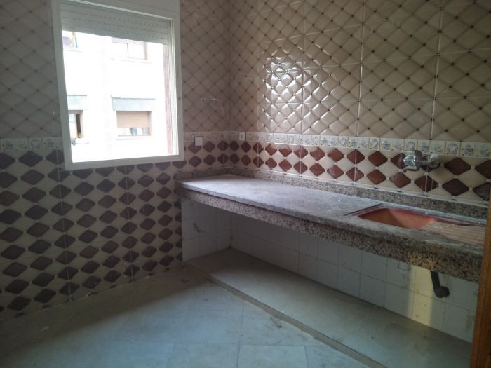 appartement 2 faces 70m a hay salam el jadida 