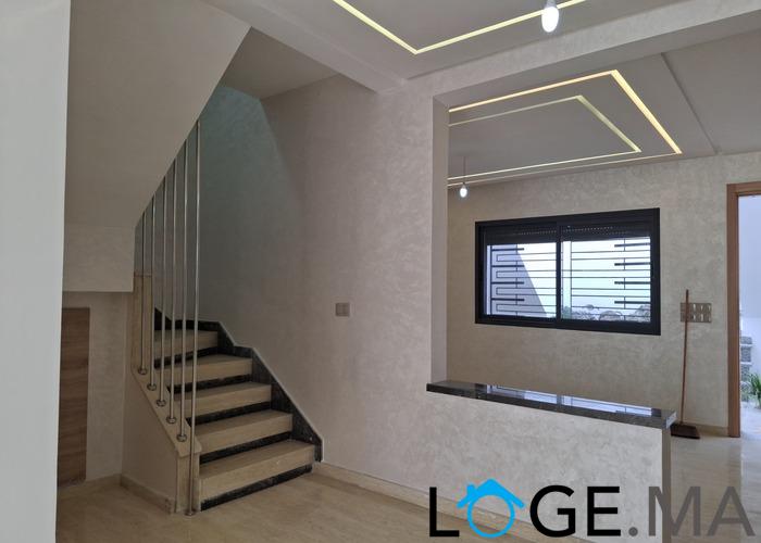 Duplex à vendre de 300 m2 à al bousstane el jadida.