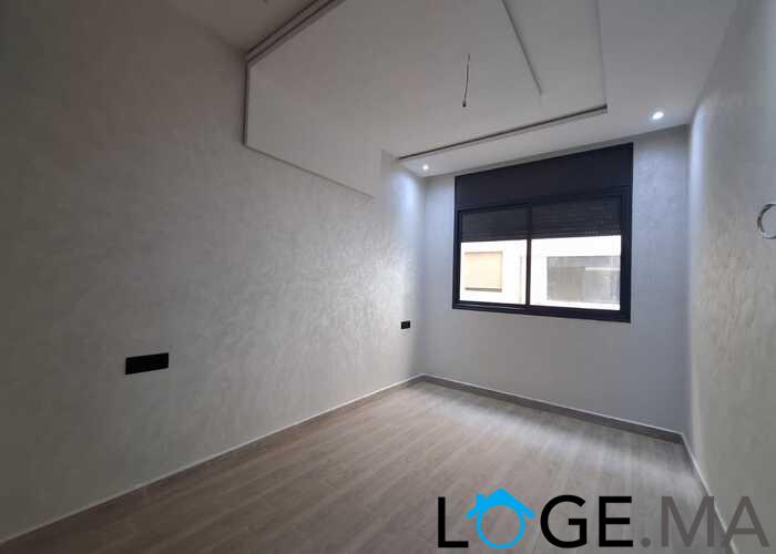 Appartement dans R+4 étage courant de 91 m2 a el jadida.