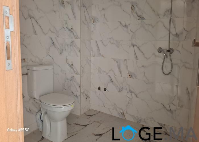 Appartement a vendre dans R+5 de 90 m2 au 5eme étage avec ascenseur près Akdital el jadida .
