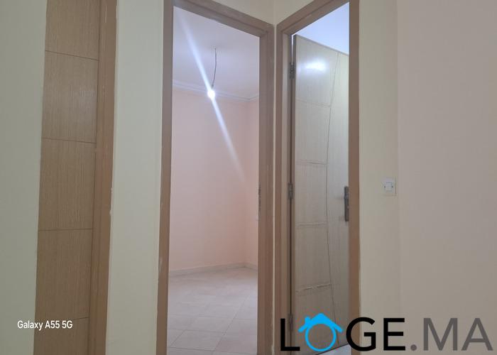 Appartement a vendre dans R+4 deb56 m2 au 1er étage près city industrielle el jadida.