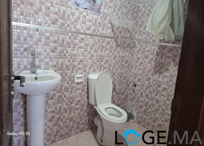 Appartement a louer au 4eme étage dans R+4 à hay essalam près service des mines el jadida .