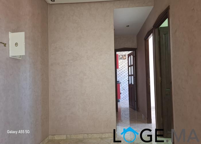 Appartement a louer au 4eme étage dans R+4 à hay essalam près service des mines el jadida .