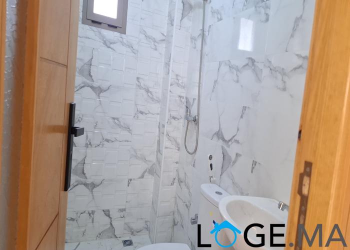 Appartement a vendre au 1er étage de 92 m2 à Malk chikhe el jadida.