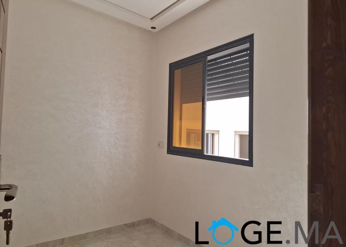 Belle appartement a vendre  au 2eme étage escalier privatif à sidi moussa el jadida