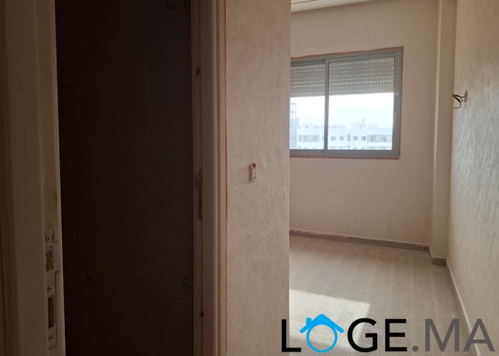 Appartement dans r+3 2eme et 3eme étage de 4 pièces près marjane 