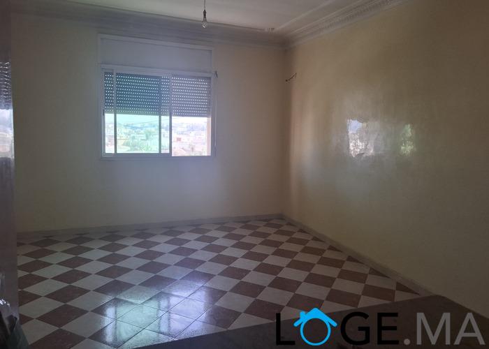 Appartement a louer  de 120 m2 dans R+4 a hay essalam el jadida .