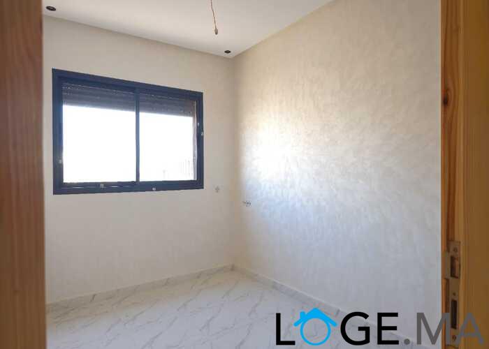 Appartement a vendre dans R+2 ,de 153 m2 près albousstane a el jadida.