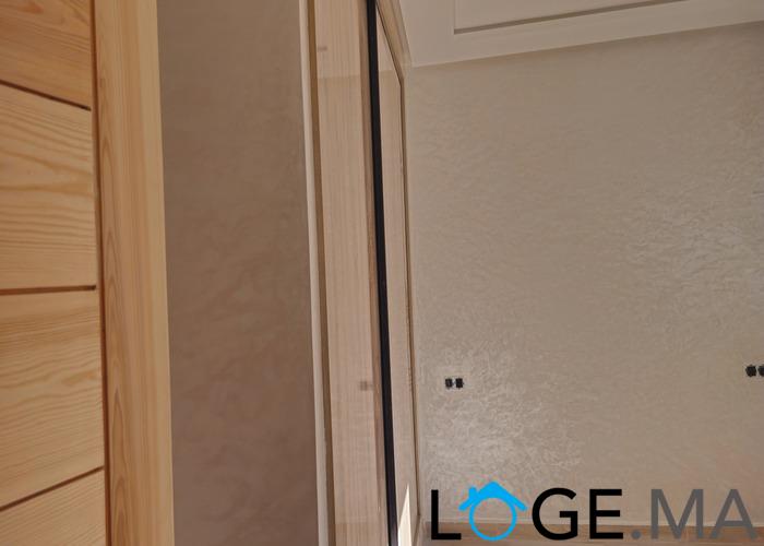 Appartement a vendre dans R+2 escalier privatif, de 113 m2 (surface sans escalier) a jnan lmatar près Najed el jadida.