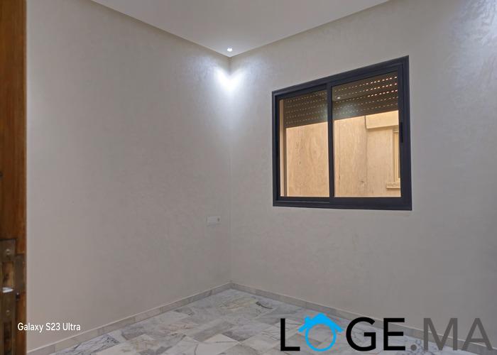 Appartement a vendre dans R+2 au 2eme étage, de 147 m2 a el jadida.