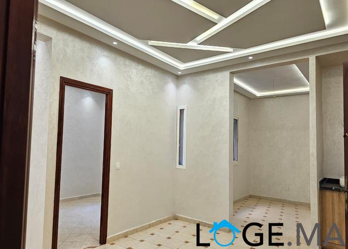 Appartement a vendre dans  R+2 au 1er étage ,deuxième main a hay essalam Hiba el jadida.