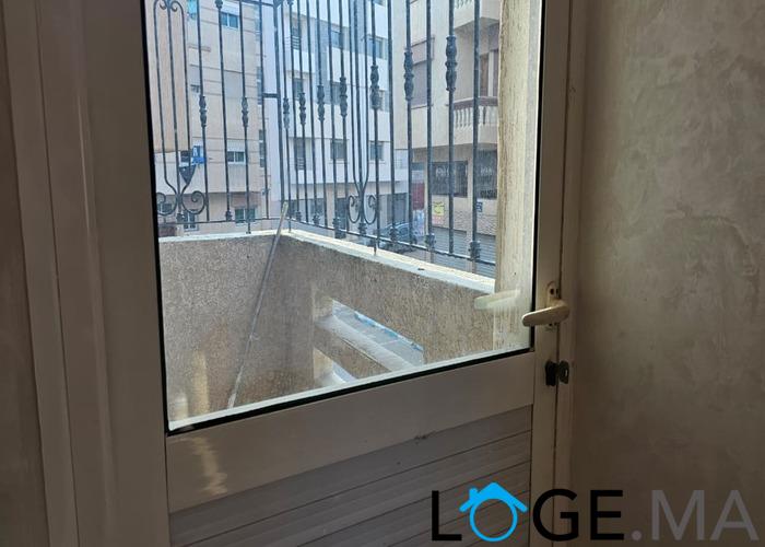 Appartement a vendre dans  R+2 au 1er étage ,deuxième main a hay essalam Hiba el jadida.