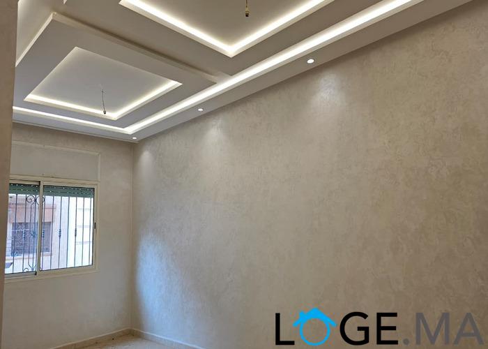 Appartement a vendre dans  R+2 au 1er étage ,deuxième main a hay essalam Hiba el jadida.