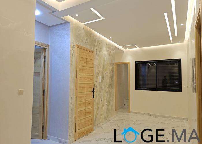 Appartement a vendre dans R+3 ,de 110 m2 avec ascenseur, a el jadida. 