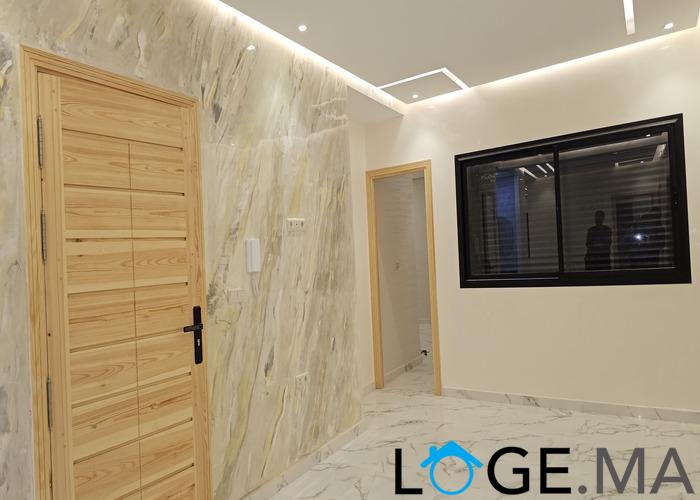 Appartement a vendre dans R+3 ,de 110 m2 avec ascenseur, a el jadida. 