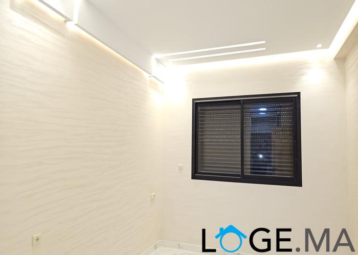 Appartement a vendre dans R+3 ,de 110 m2 avec ascenseur, a el jadida. 