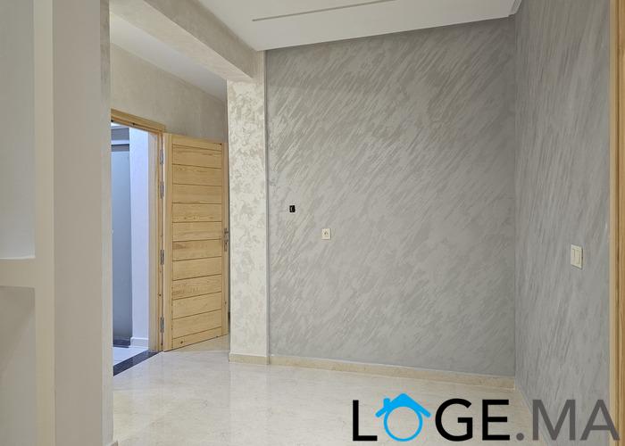 Appartements de deux façades dans R+3 au 3éme étage avec ascenseur jusqu'à terrasse,avant café Chaimaa el jadida. 