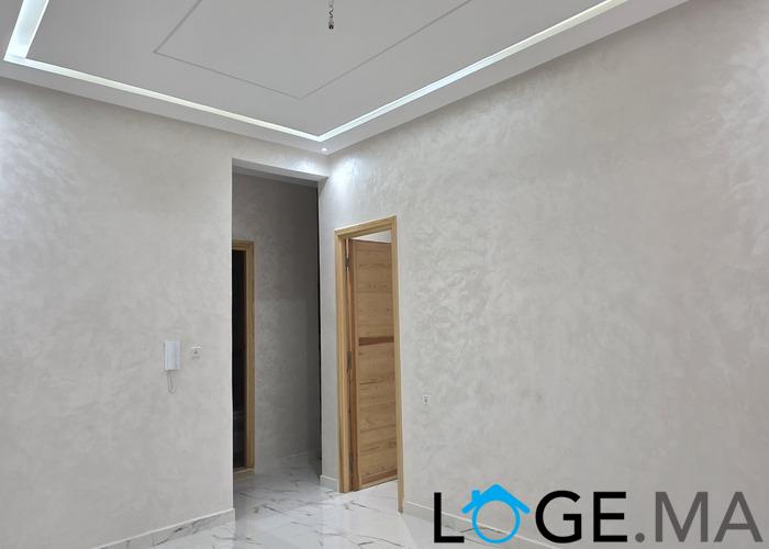 Appartement a vendre dans R+2 escalier privatif a hay essalam près route Marrakech el jadida.