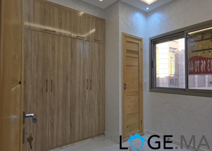 Appartement a vendre dans R+2 escalier privatif a hay essalam près route Marrakech el jadida.