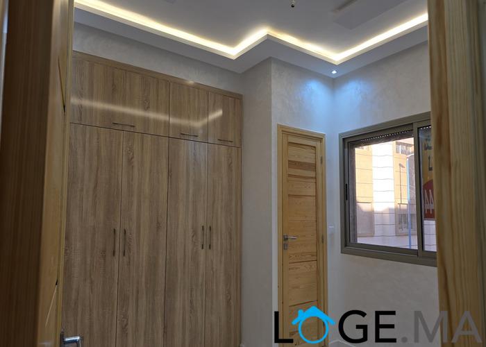 Appartement a vendre dans R+2 escalier privatif a hay essalam près route Marrakech el jadida.