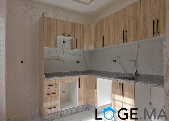 شقة سفلية للبيع قرب مرجان الجديدة .