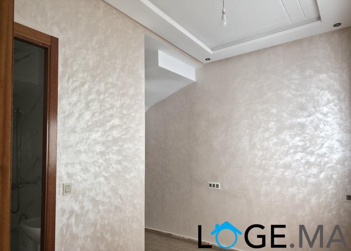 شقة سفلية للبيع قرب مرجان الجديدة .