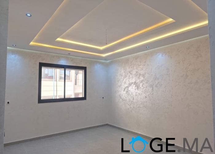 Appartement a vendre de deux façades escalier privatif au 2eme étage a el jadida.