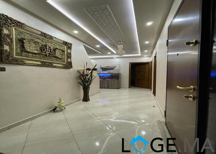 Appartement a vendre deuxième main a Saada el jadida avec une cuisine dans la terrasse