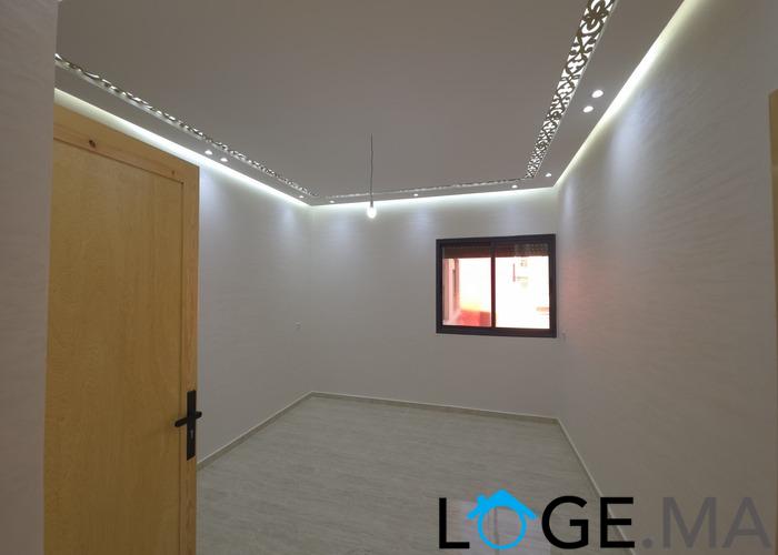 Appartement a vendre  dans R+2 ,de 76 m2 deux appartements par étage a el jadida.