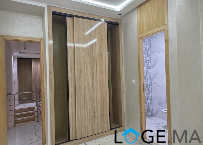 دوبلكس للبيع في عمارة من 4 طوابق بمساحة 110 و 140 متر مربع بأثمنة مناسبة قابلة للدعم   