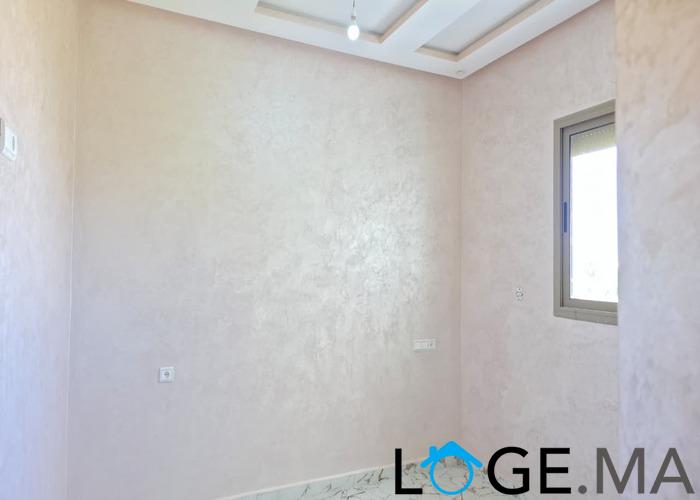 Appartement a vendre au 2ème étage escalier privatif a al bousstane el jadida.