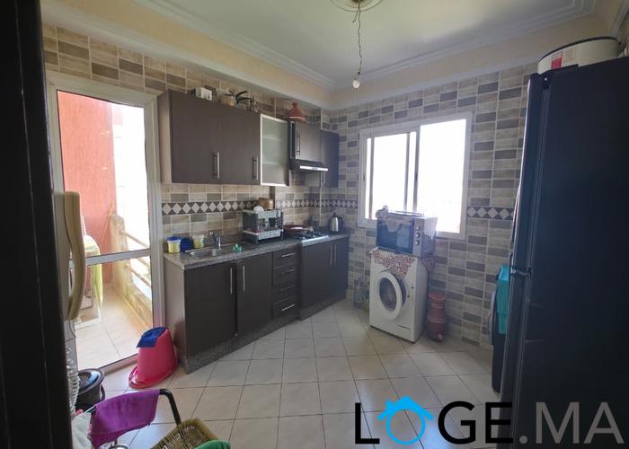 Appartement a vendre deuxième main au 3 ème étage de 88 m2 dans une résidence fermée près haut sidi bouzid a el jadida.