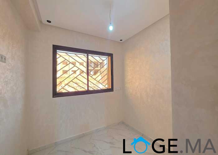 شقة سفلية واجهتين للبيع بالبستان الثمن 54 مليون قابلة للنقاش