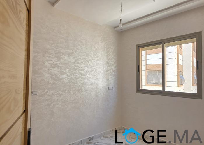 Appartement a vendre dans R+2 escalier privatif de 82 m2 a el jadida.