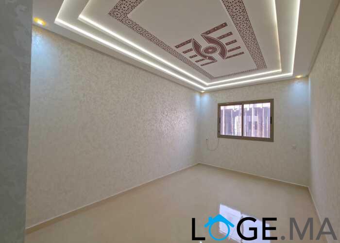 Appartement a vendre de 111m2 escalier privatif de deux façades a el jadida