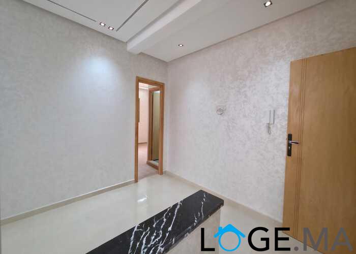 Appartement a vendre de 111m2 escalier privatif de deux façades a el jadida