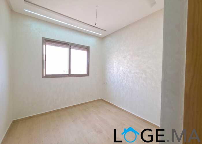 Appartement a vendre de 111m2 escalier privatif de deux façades a el jadida