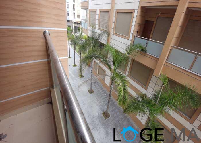 شقق للبيع في أرقى أحياء مدينة  الجديدة بمساحة 96 متر .   