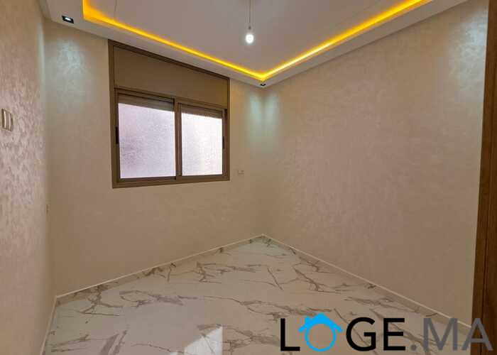 Appartement a vendre de 113 m2 dans R+3 avec ascenseur pres ibrahim Al khalil el jadida .