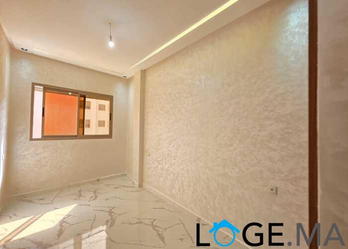 Appartement a vendre de 113 m2 dans R+3 avec ascenseur pres ibrahim Al khalil el jadida .