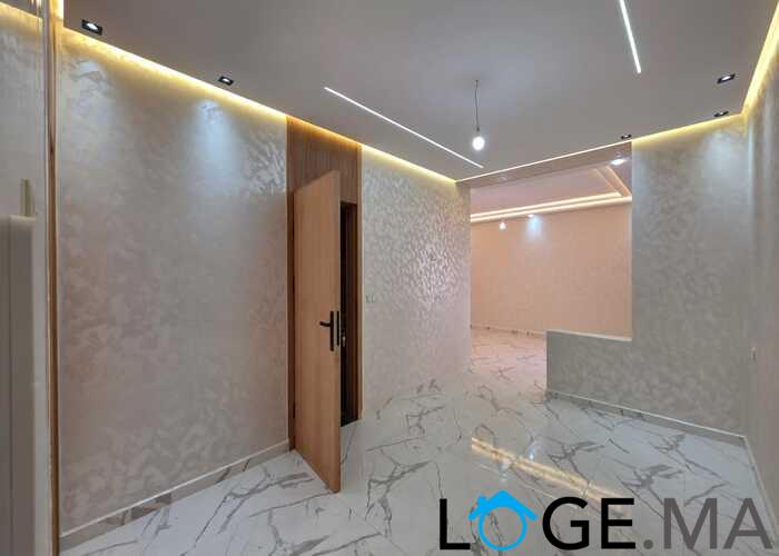 Appartement a vendre de 113 m2 dans R+3 avec ascenseur pres ibrahim Al khalil el jadida .