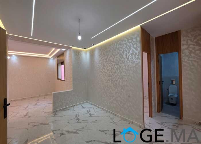 Appartement a vendre de 113 m2 dans R+3 avec ascenseur pres ibrahim Al khalil el jadida .