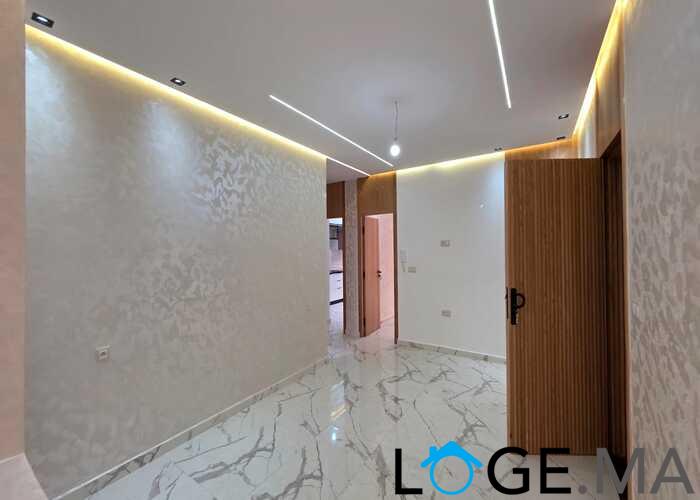 Appartement a vendre de 113 m2 dans R+3 avec ascenseur pres ibrahim Al khalil el jadida .