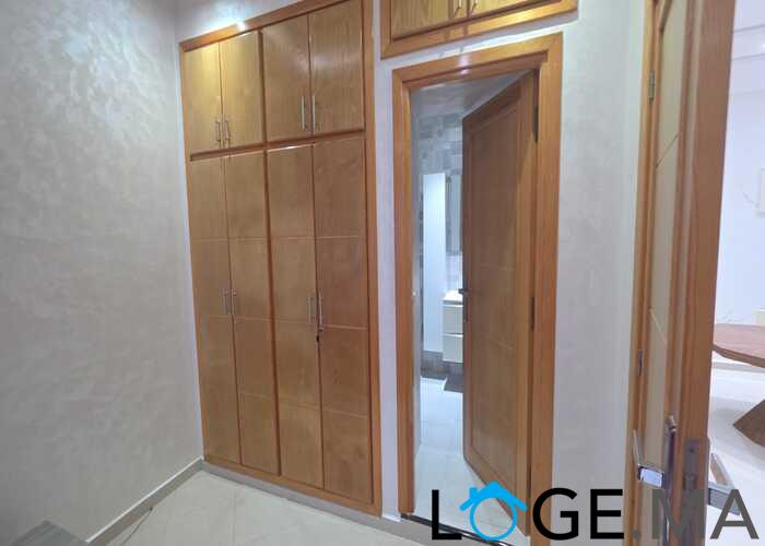 Appartement a vendre dans une immeuble en 4ème étage de deux façades a el jadida.