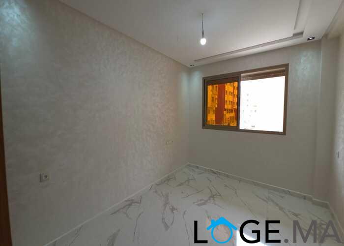 Duplex a vendre dans une R+3 de 202 m2 près marjan el jadida.