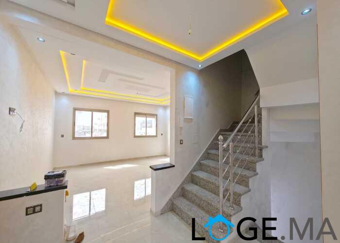 Niveau de villa a vendre près al bousstane el jadida. 