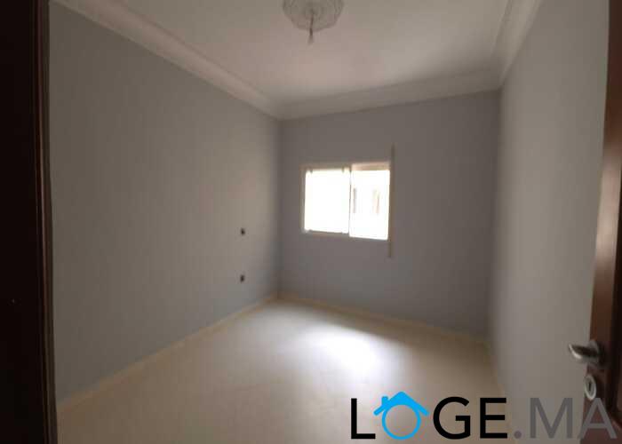 Appartement a vendre de 145 m2 dans R +4 ,un appartement par étage au centre Najed près carrfour el jadida. 