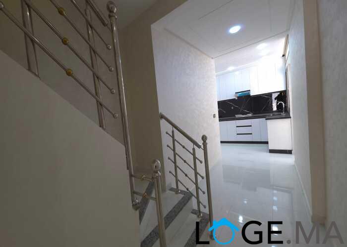 Duplex a vendre de 127 m2 séparé dans un immeuble a el jadida 