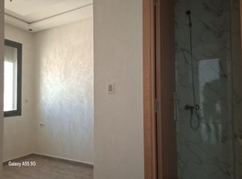 Appartement a vendre dans R+5 de 90 m2 au 5eme étage avec ascenseur près Akdital el jadida .
