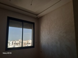 Appartement a vendre dans R+5 de 90 m2 au 5eme étage avec ascenseur près Akdital el jadida .